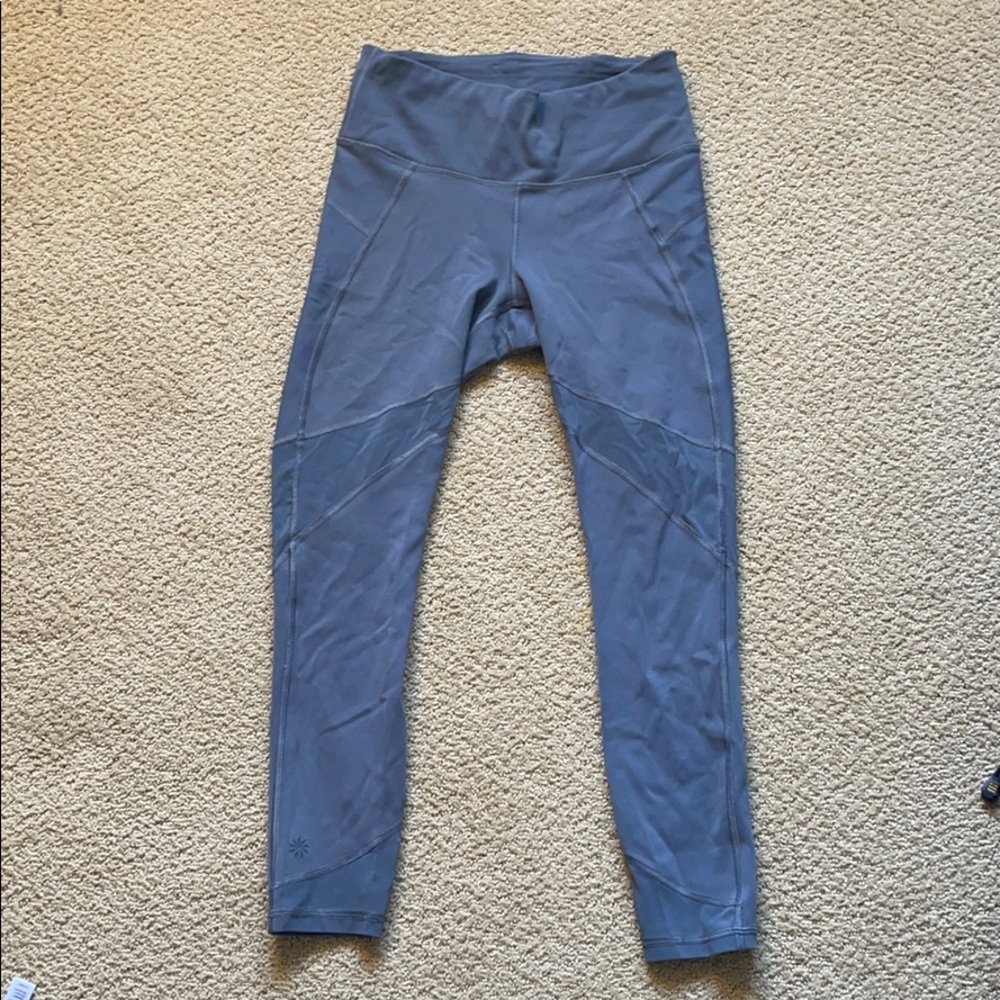 Women’s Athleta Grey Cropped Leggings